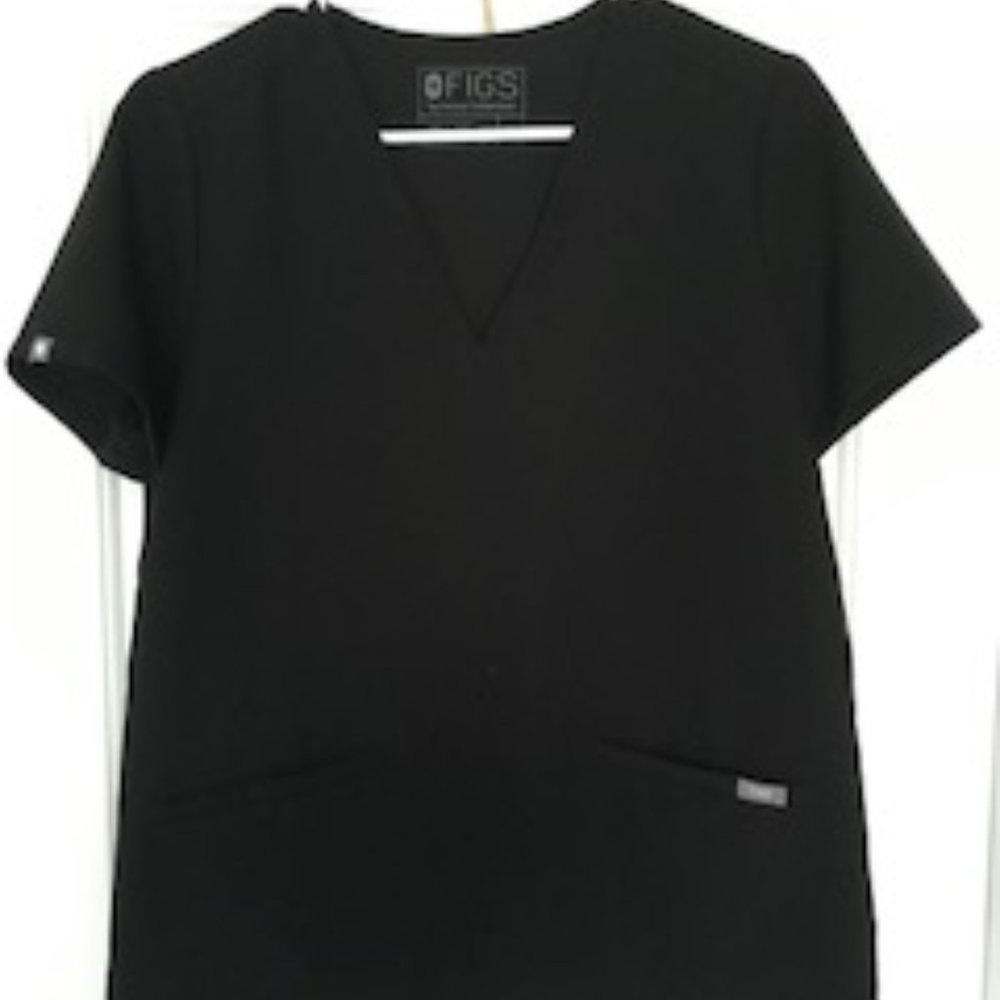CASMA Three-Pocket Scrub Top